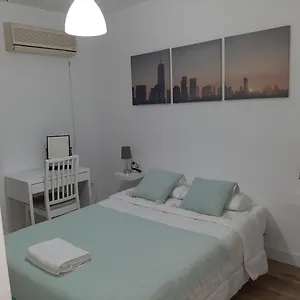 Piso Cercano Al Recinto Ferial Apartamento